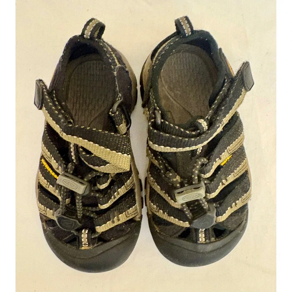 Keen Newport H2 Kids Sandals Black Olive Green Waterproof Shoes Size 8 Toddler - Picture 3 of 9